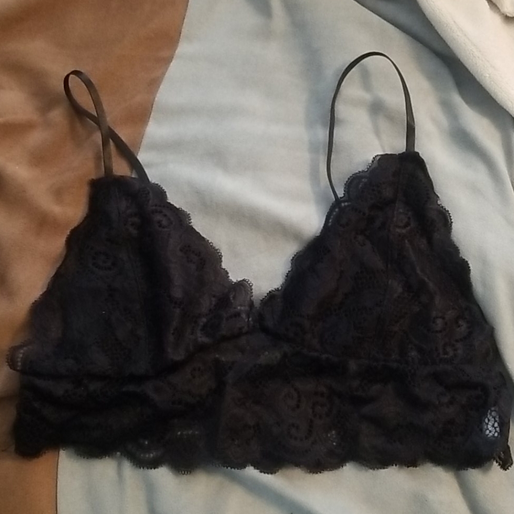 💜 Black lace Bralette